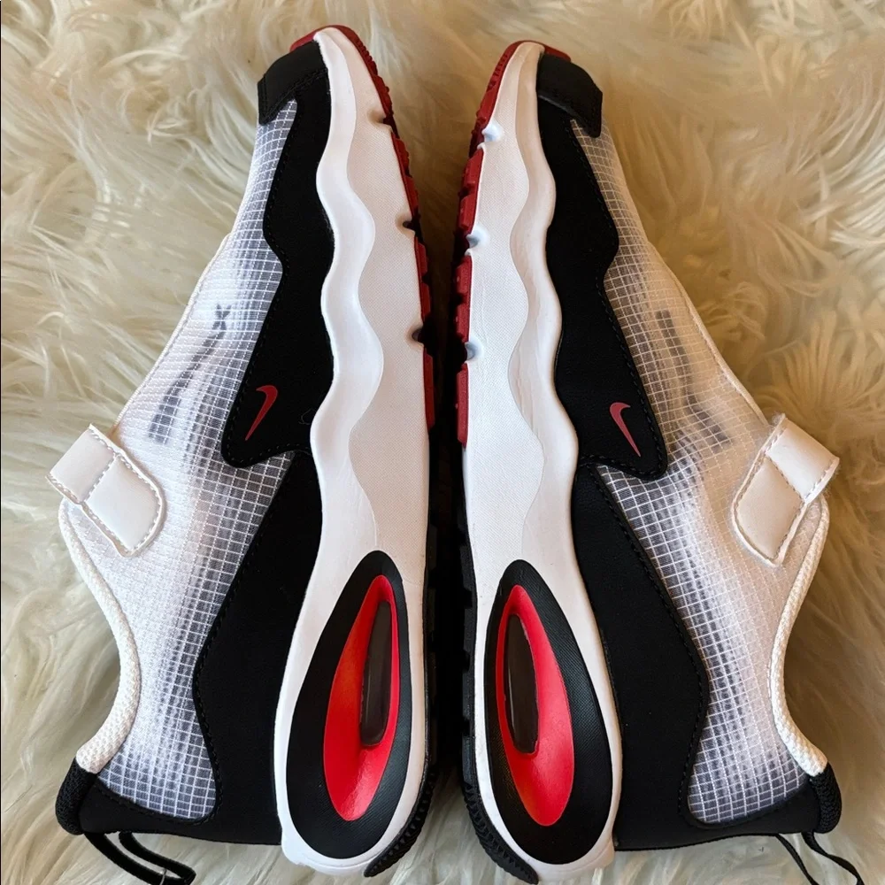 NWT kids Nike air max nova sneakers